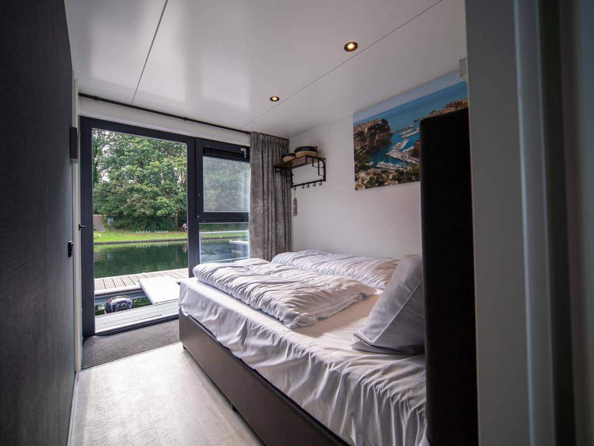 Houseboats Mookerplas Met Dakterras Middelaar Exterior foto
